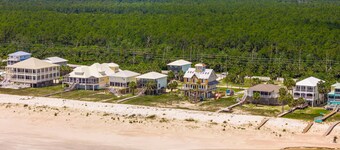 Pet Friendly Beach House - One Palm