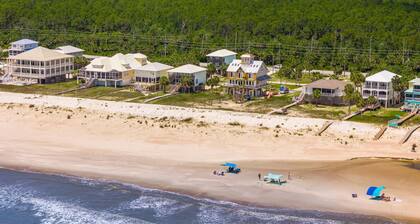 Pet Friendly Beach House - One Palm