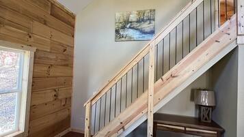 Cabin, Private Bathroom, Mountain View (Little Bear Cabin) | Interior