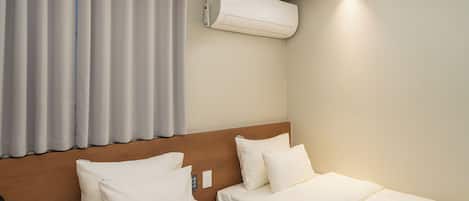 Twin Room, Private Bathroom