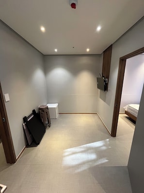 Family Room, Private Bathroom | Free WiFi - The Square Hostel Jongno (Seoul)