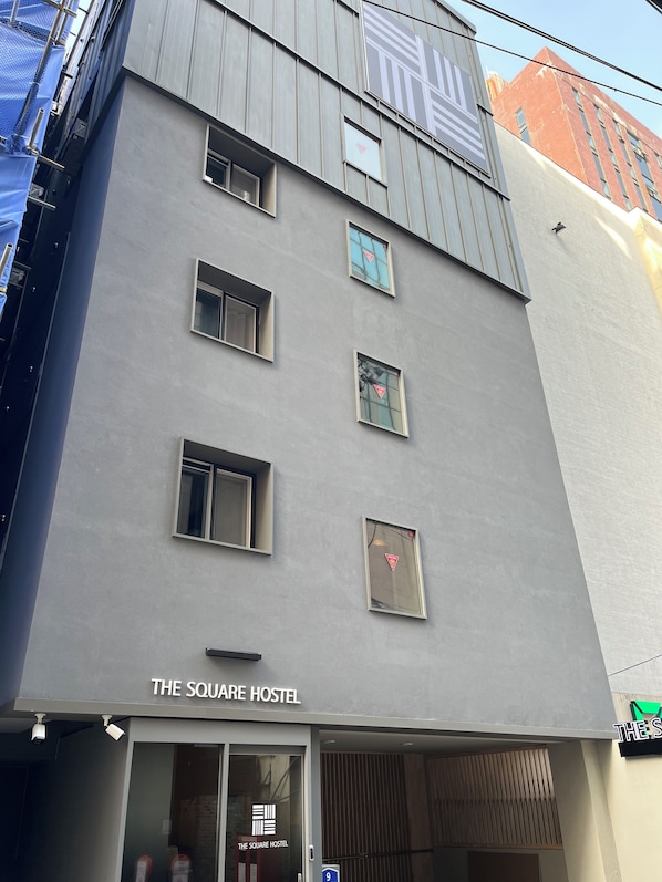 Front of property - The Square Hostel Jongno (Seoul)