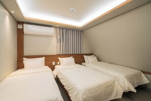 Family Room, Private Bathroom | Free WiFi - The Square Hostel Jongno (Seoul)