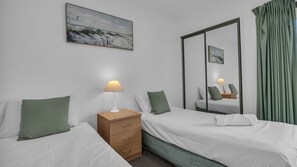 3 bedrooms, free WiFi, bed sheets