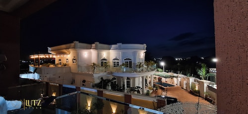 Lutz Ville Apartments