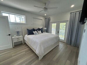 3 slaapkamers, een strijkplank/strijkijzer, wifi, beddengoed