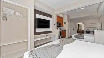 2 habitaciones, tabla de planchar con plancha, wifi y ropa de cama