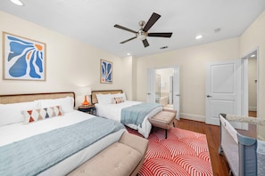 3 bedrooms, desk, iron/ironing board, travel crib