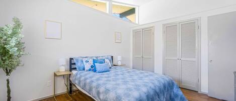 1 makuuhuone, työpöytä, silitysrauta/-lauta, ilmainen Wi-Fi