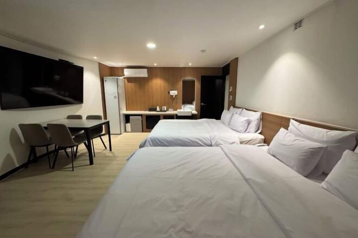 Memory foam-madrasser, individuell inredning, unika möbler och skrivbord