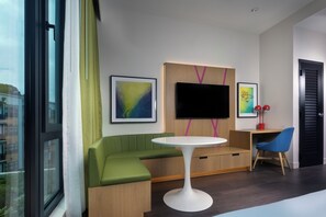 Standard-Doppelzimmer, 2 Queen-Betten | 1 Schlafzimmer, Zimmersafe, Schreibtisch, Bügeleisen/Bügelbrett