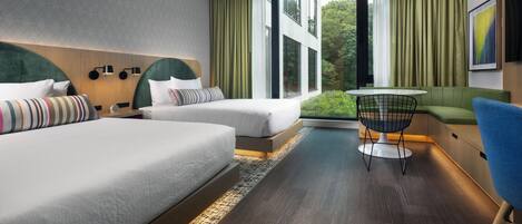 Habitación doble estándar, 2 camas Queen size | Caja de seguridad en la habitación y escritorio