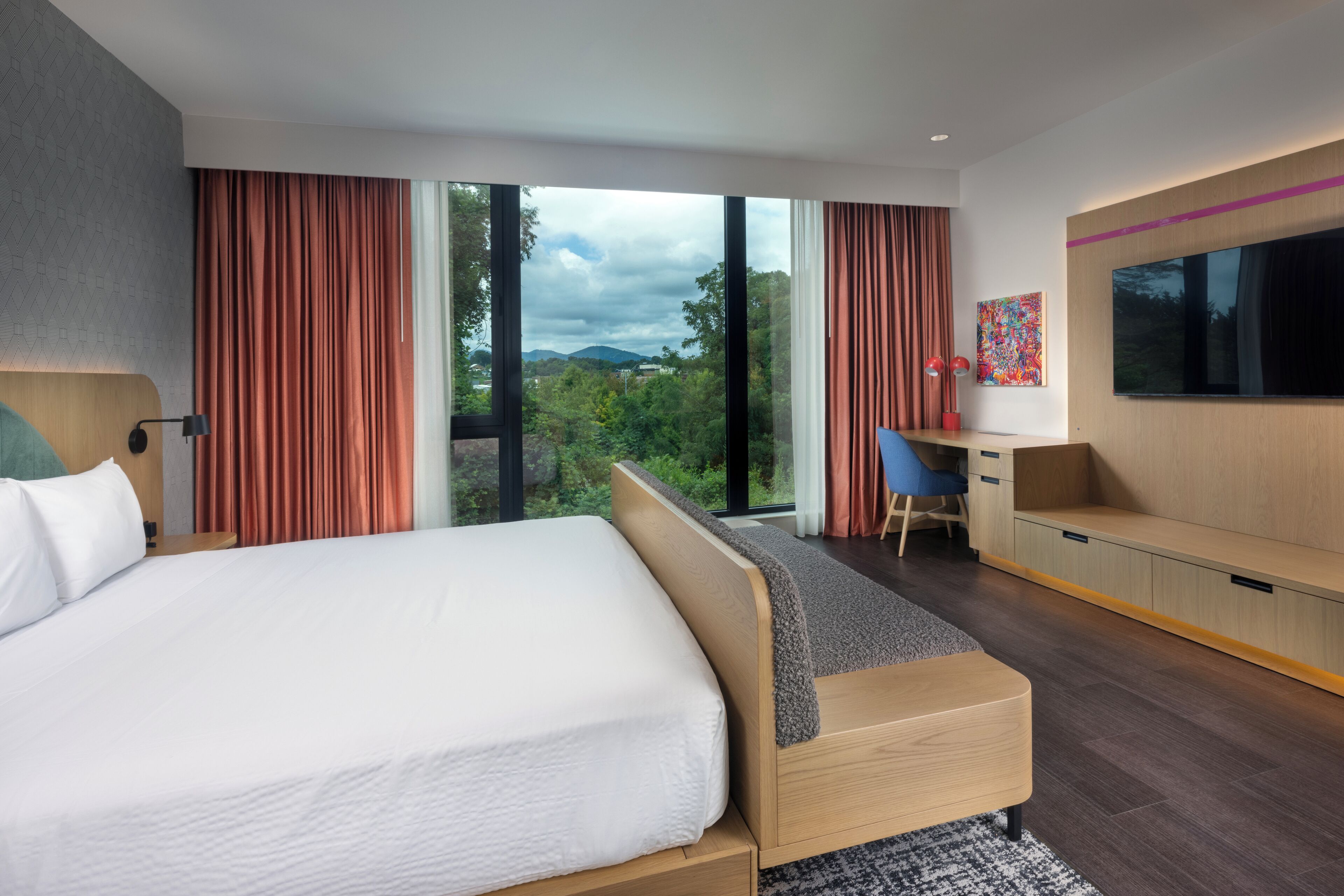 Egyptian cotton sheets, premium bedding, pillow-top beds, in-room safe