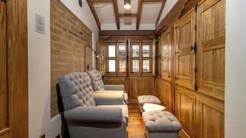 Junior Suite | Living area