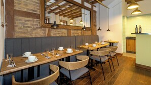 Ảnh chưa phân loại, 5 trong số 40 ảnh, nút