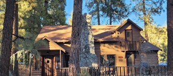 Cozy spacious cabin in Beautiful Wrightwood