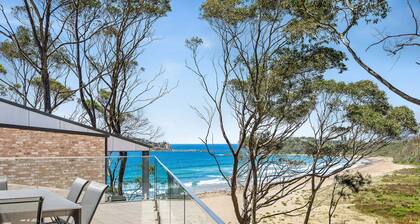 Architectural Beachfront Escape | Yowani House
