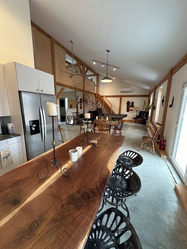 Dining - Newly built, large modern timber frame apartment in Charlotte, VT (Charlotte)
