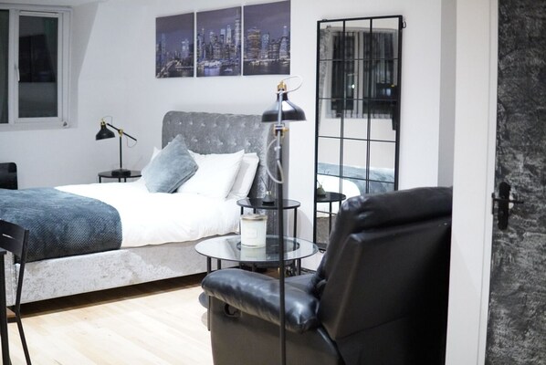 1 makuuhuone, silitysrauta/-lauta, ilmainen Wi-Fi, vuodevaatteet