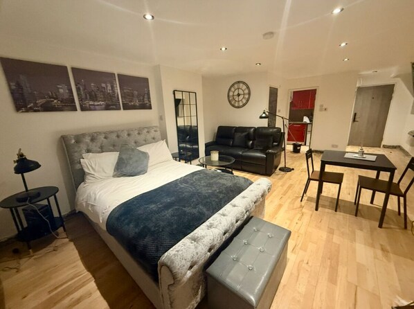 1 bedroom, iron/ironing board, free WiFi, bed sheets