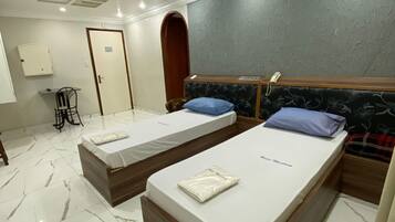 Quarto duplo básico | Wi-Fi de cortesia