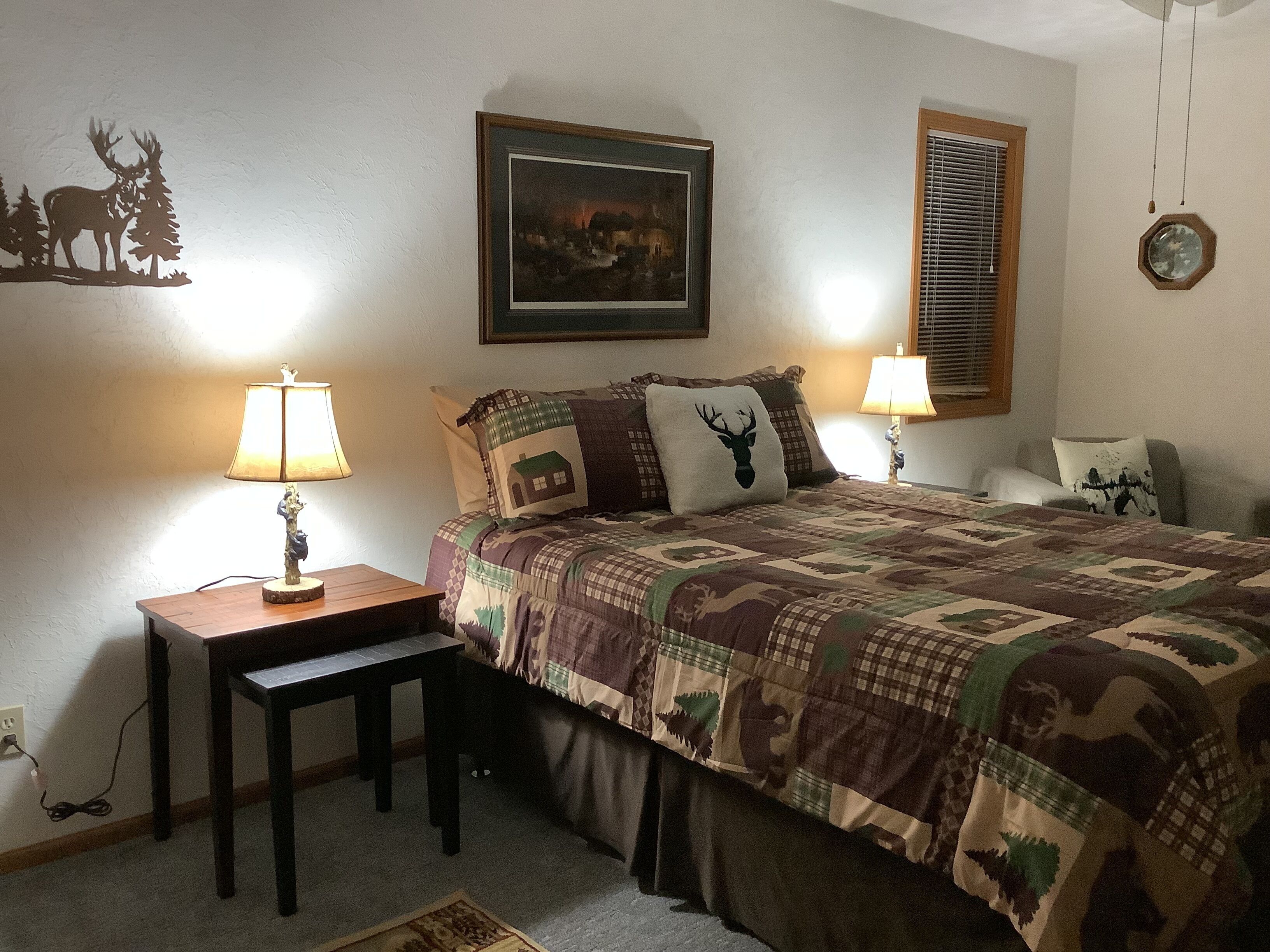 3 多间卧室、熨斗/熨衣板、WiFi、床单