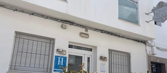 Hostal Flor de Lis - Lojo