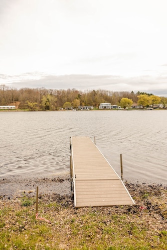 Unplug, Unwind, and Explore at Papa's Place.
