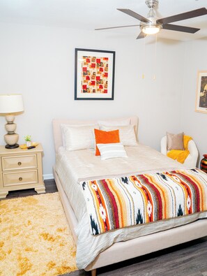 1 bedroom, WiFi, bed sheets