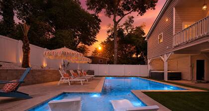 New! Relax & Play/Private Hot Tub • Arcade