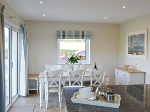 Dining - Plas Lodge (Ty Croes)