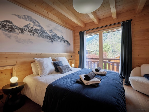 4 soverom, strykejern/-brett, wi-fi og sengetøy