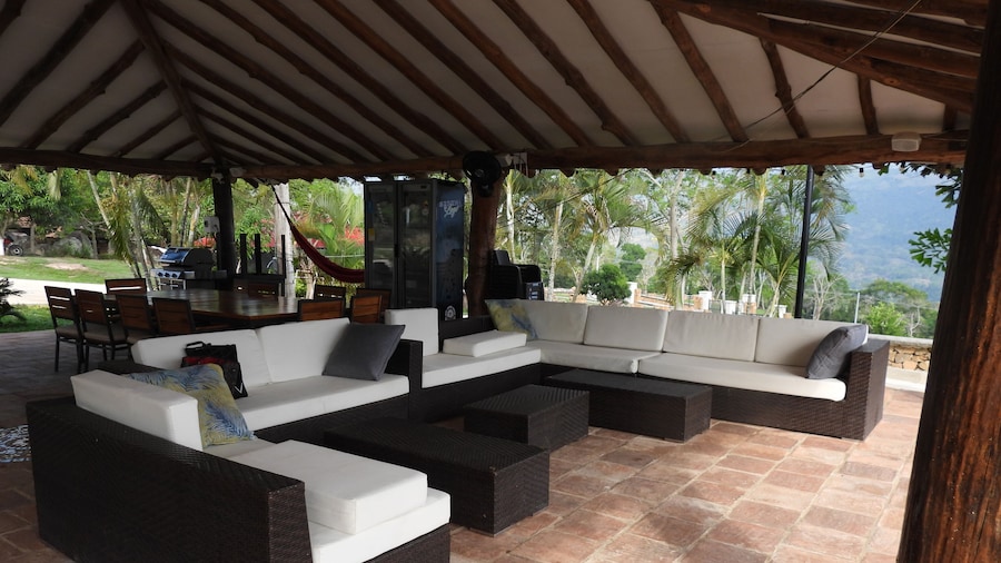 TOPOWA CLUB HOUSE RESORT