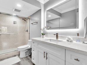 Hair dryer, towels, toilet paper