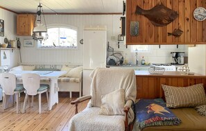 Interior - 3 bedroom cozy home in Tingstäde (Tingstäde)