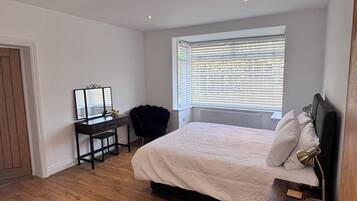 4 bedrooms, iron/ironing board, travel cot, free WiFi