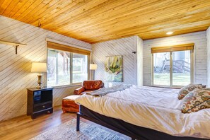5 bedrooms, iron/ironing board, WiFi, bed sheets - Large ski condo!Big groups & family friendly.Great for winter or summer stays! (Park City)