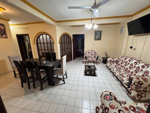 3 bedroom private vacation home in yacuãba