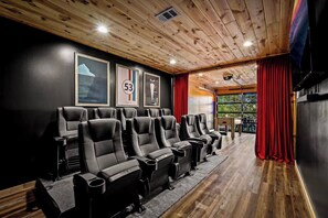 Interior - Smoky Twin Lodge! Close to Dollywood/2 HotTubs/2 Theater Rooms/2 Townhomes in 1! (Sevierville)