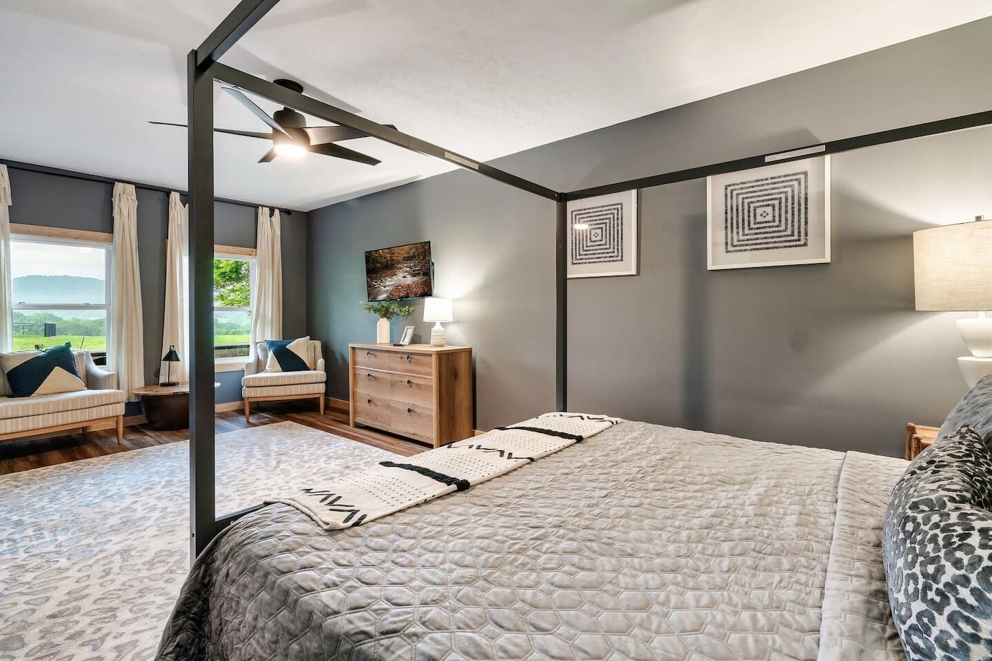 10 bedrooms, iron/ironing board, WiFi, bed sheets