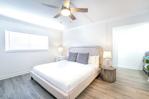 2 bedrooms, iron/ironing board, free WiFi, bed sheets