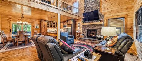 Smart TV, fireplace