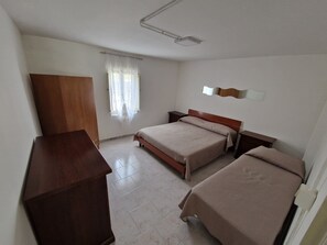 2 bedrooms