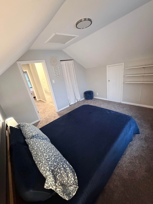 4 bedrooms, WiFi, bed sheets