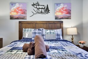 5 habitaciones, cuna de viaje, wifi gratis y ropa de cama 