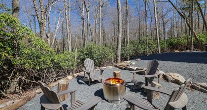 Lux Retreat in Split Rock|Hot Tub|Fire Pit|Game Rm