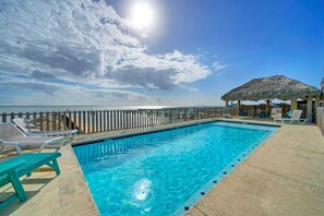 Interior - Sleeps 31 2 Homes w/ Boat Dock + Waterfront Pool Laguna Village Getaway (Corpus Christi)