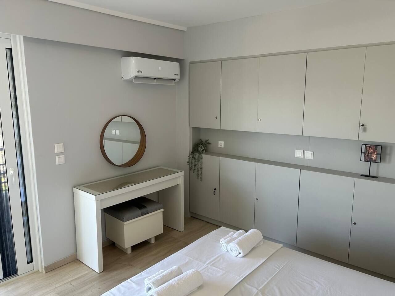 2 makuuhuonetta, Wi-Fi