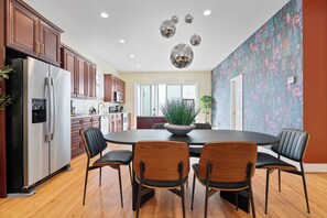 Dining - Luxury 6BR/6BA Indy Home w/ Rooftop Views of Lucas Oil, Arcade, Office & Hot Tub (Indianapolis)