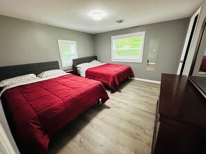 3 chambres, accès au Wi-Fi (inclus), literie fournie